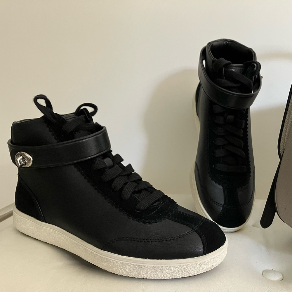 COACH Black Leather High Top Sneakers Size: 6 B
